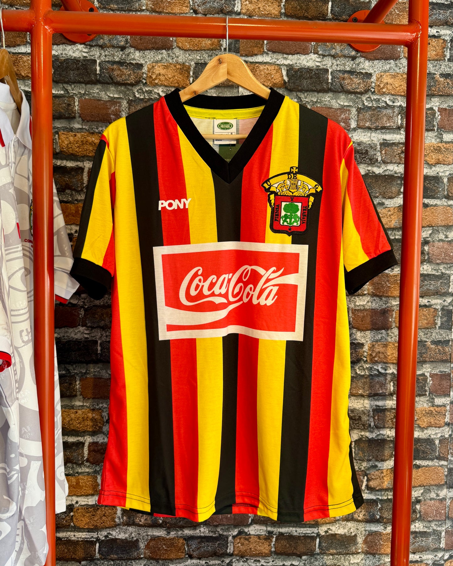 Leones Negros 1992 Local Colección Privada
