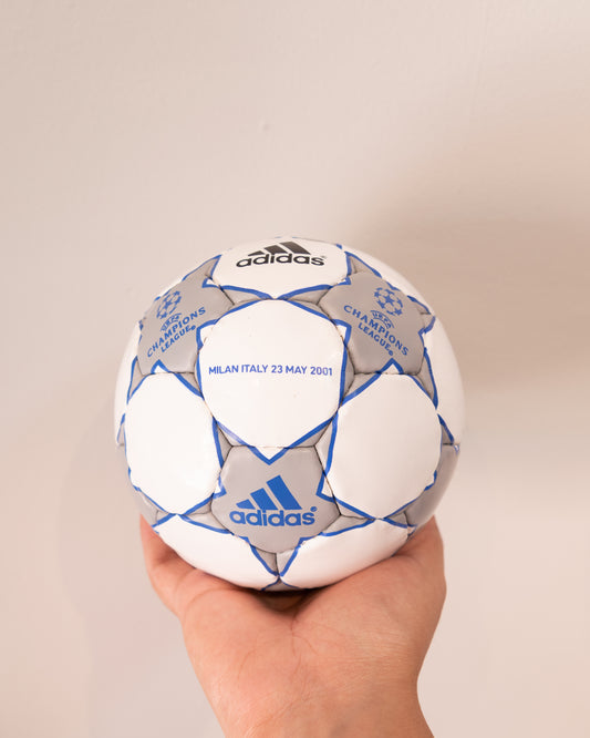 Mini Balón Champions Final Milano 2001