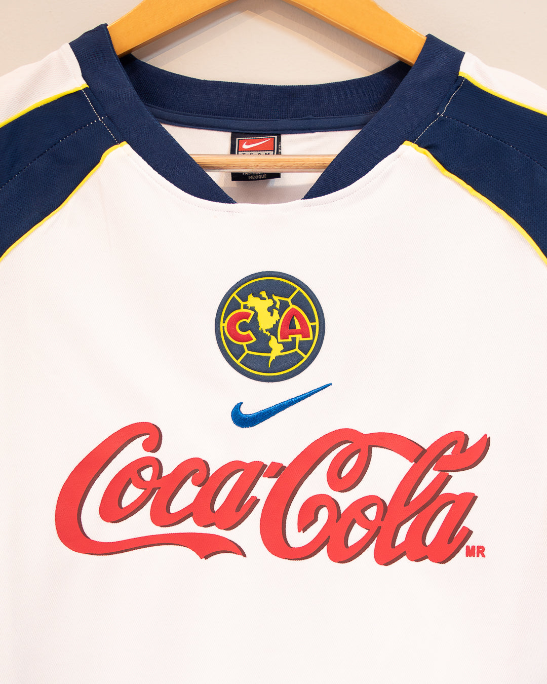 América 2001 Visita