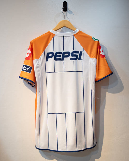 Pumas 2003-04 Local