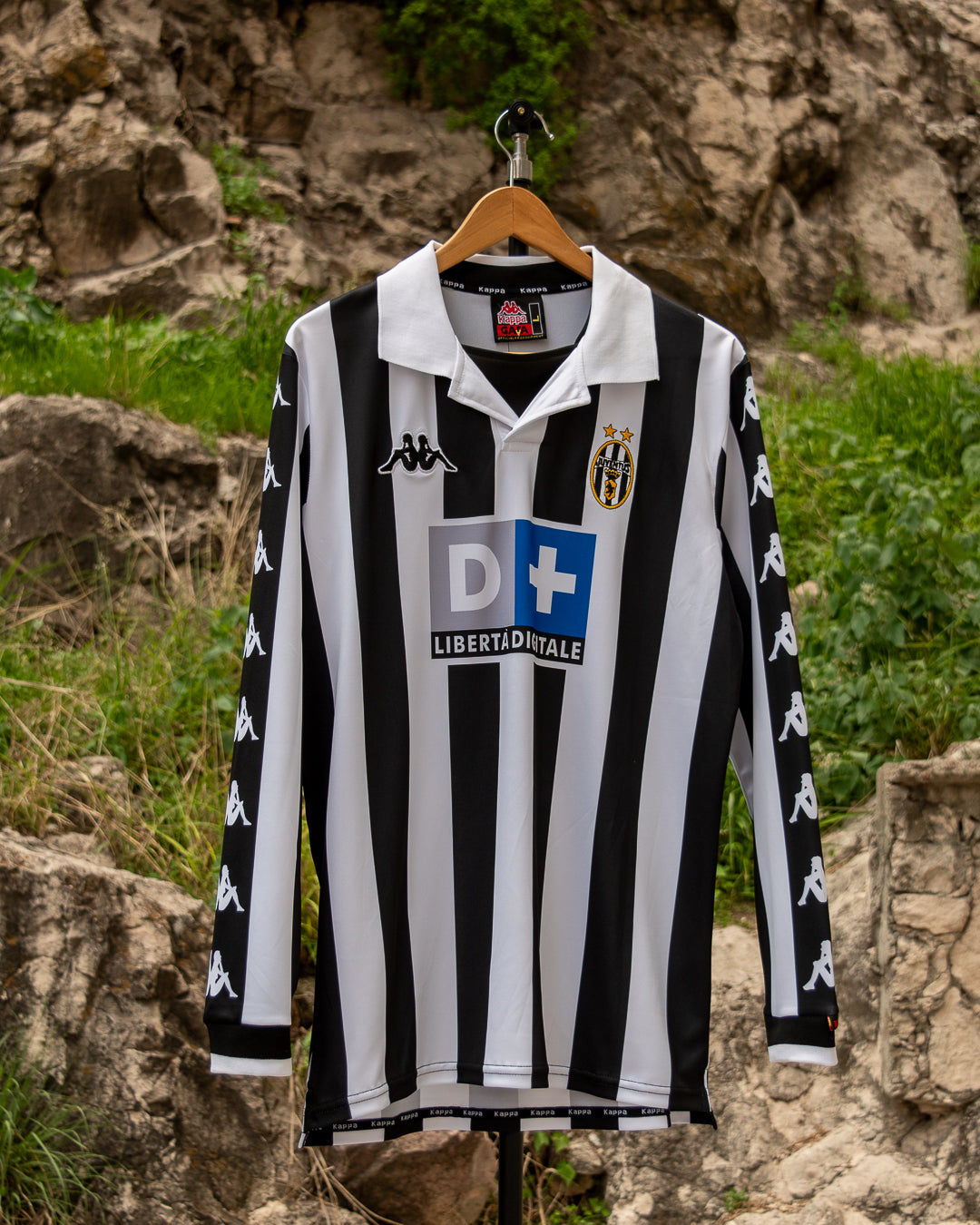 Juventus 1999 Local