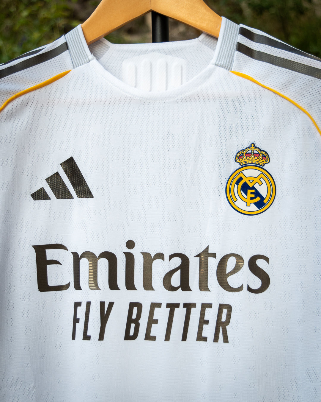 Real Madrid 2025 Local