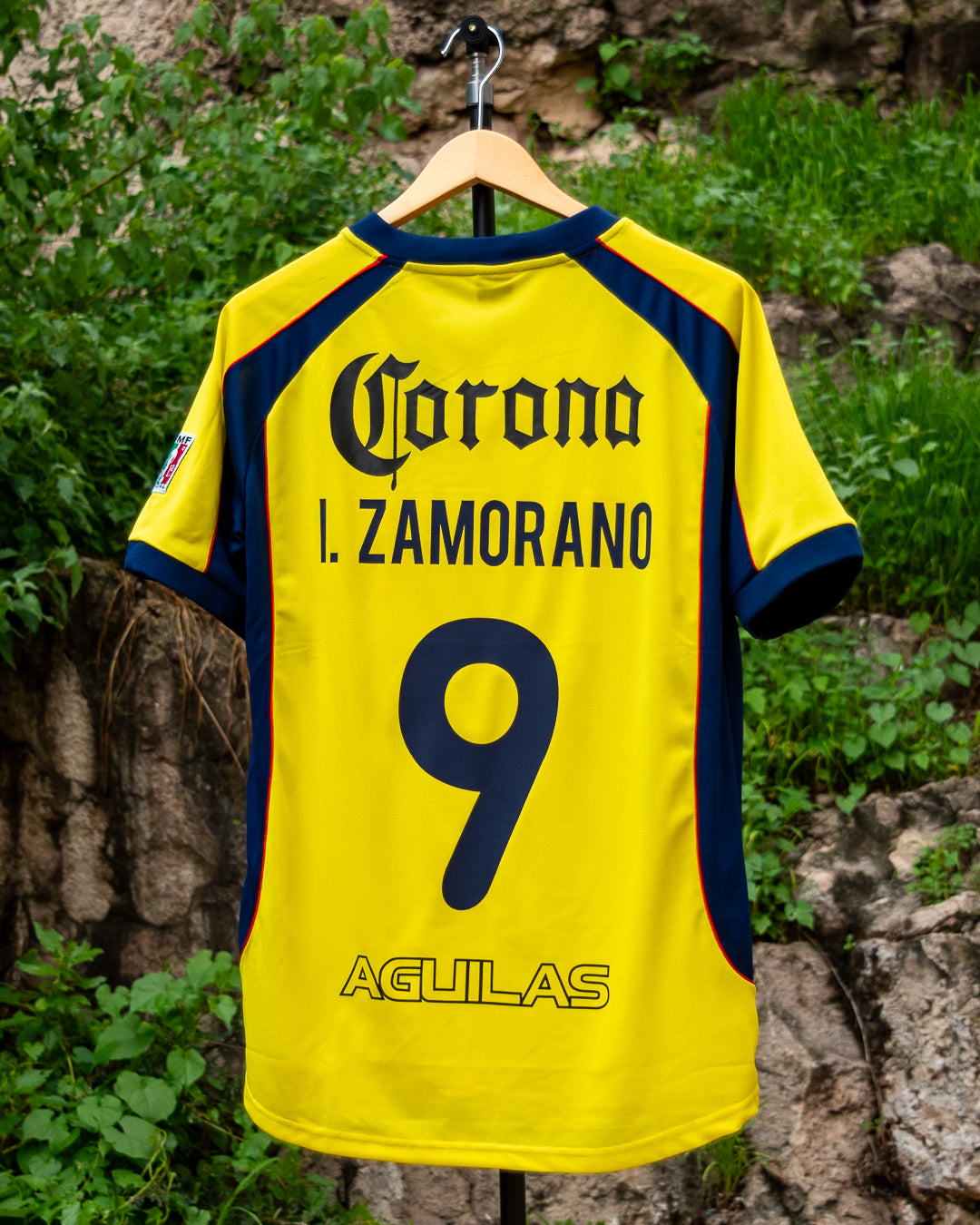América 2001 Local