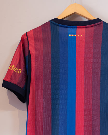 Barcelona 2026-27 Local -  Jugador