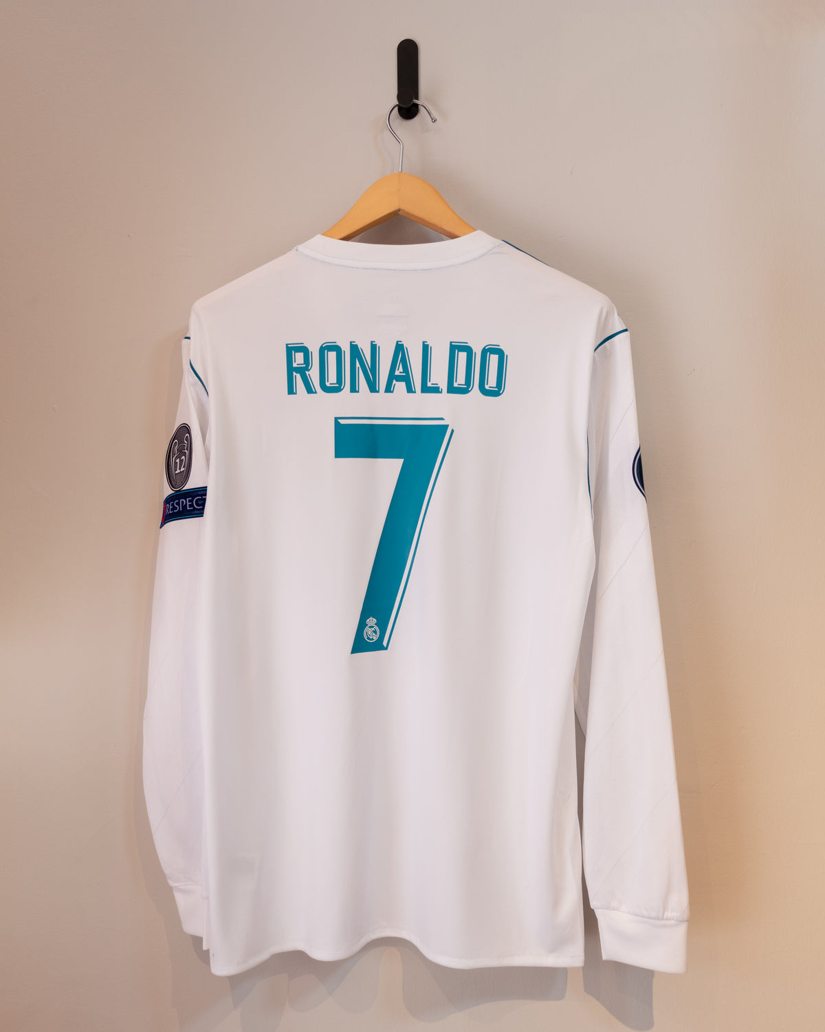 Real Madrid 2017 Local