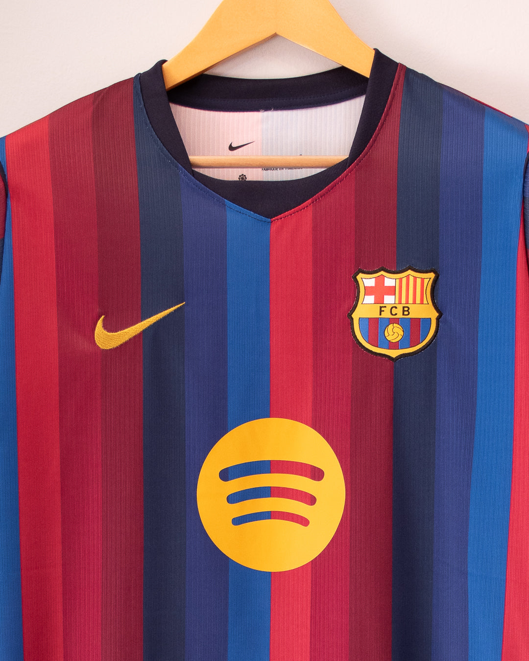 Barcelona 2026-27 Local