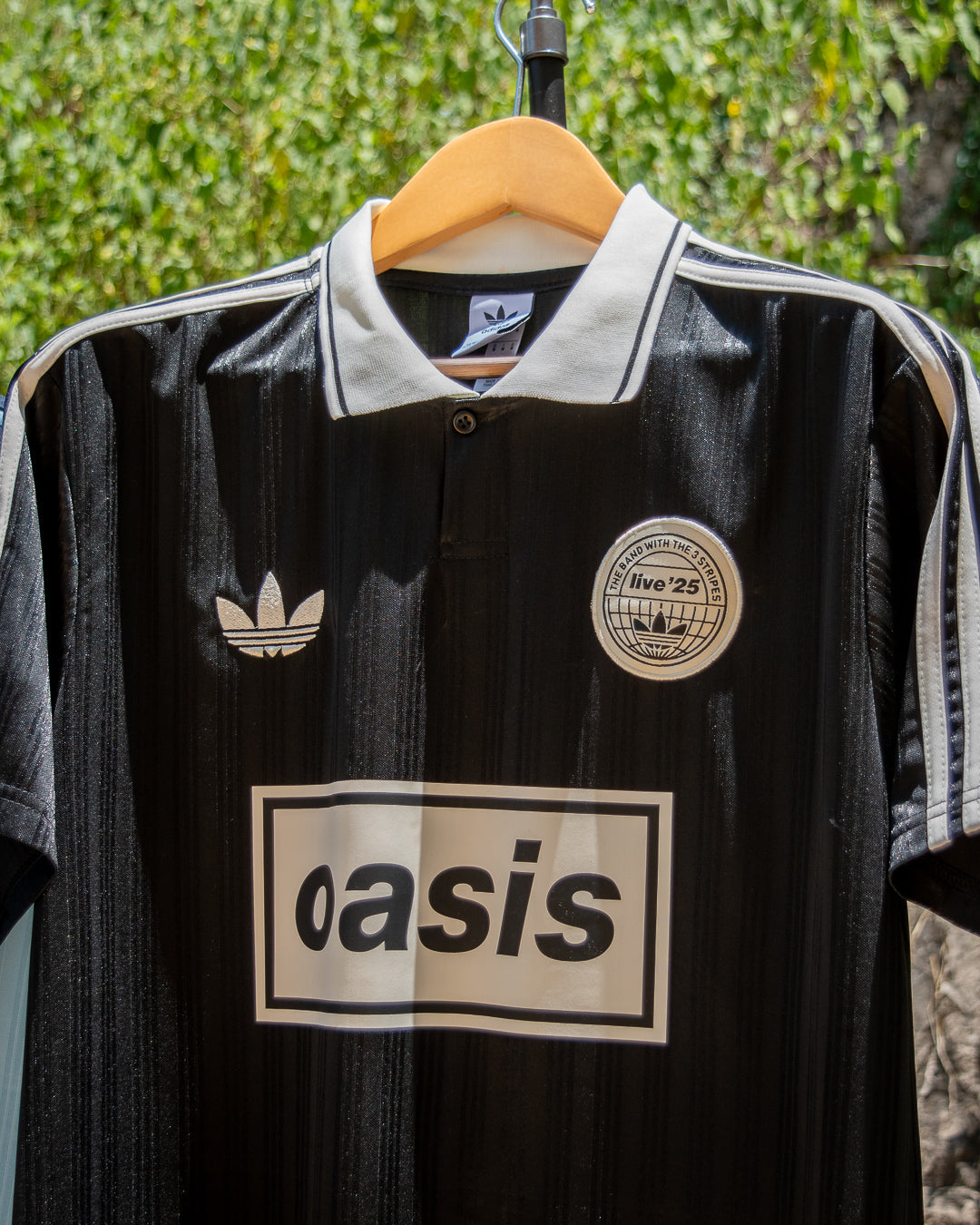 Oasis x Live