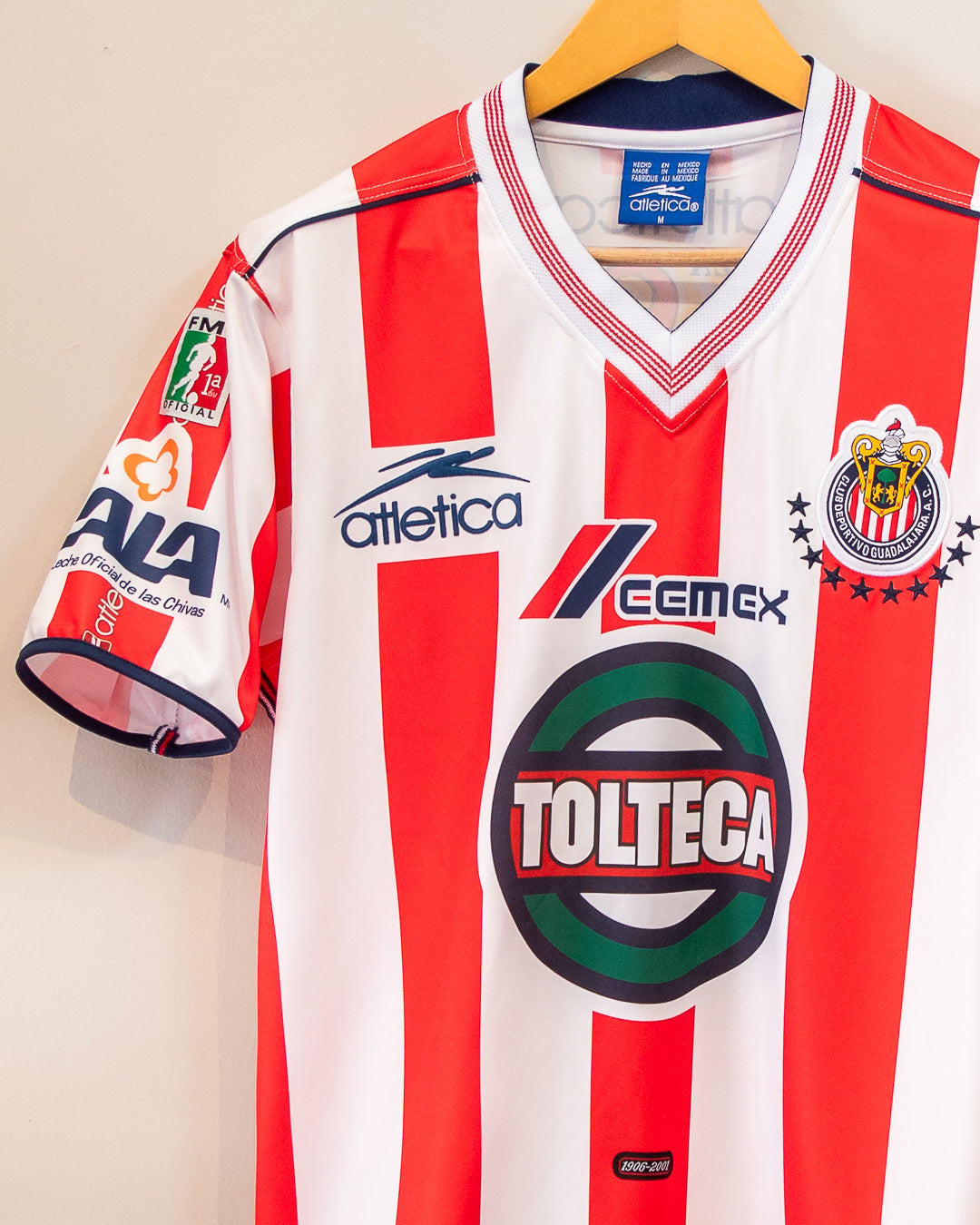 Chivas 2000 Local