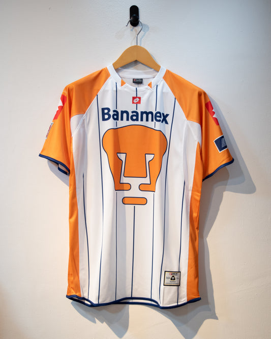 Pumas 2003-04 Local