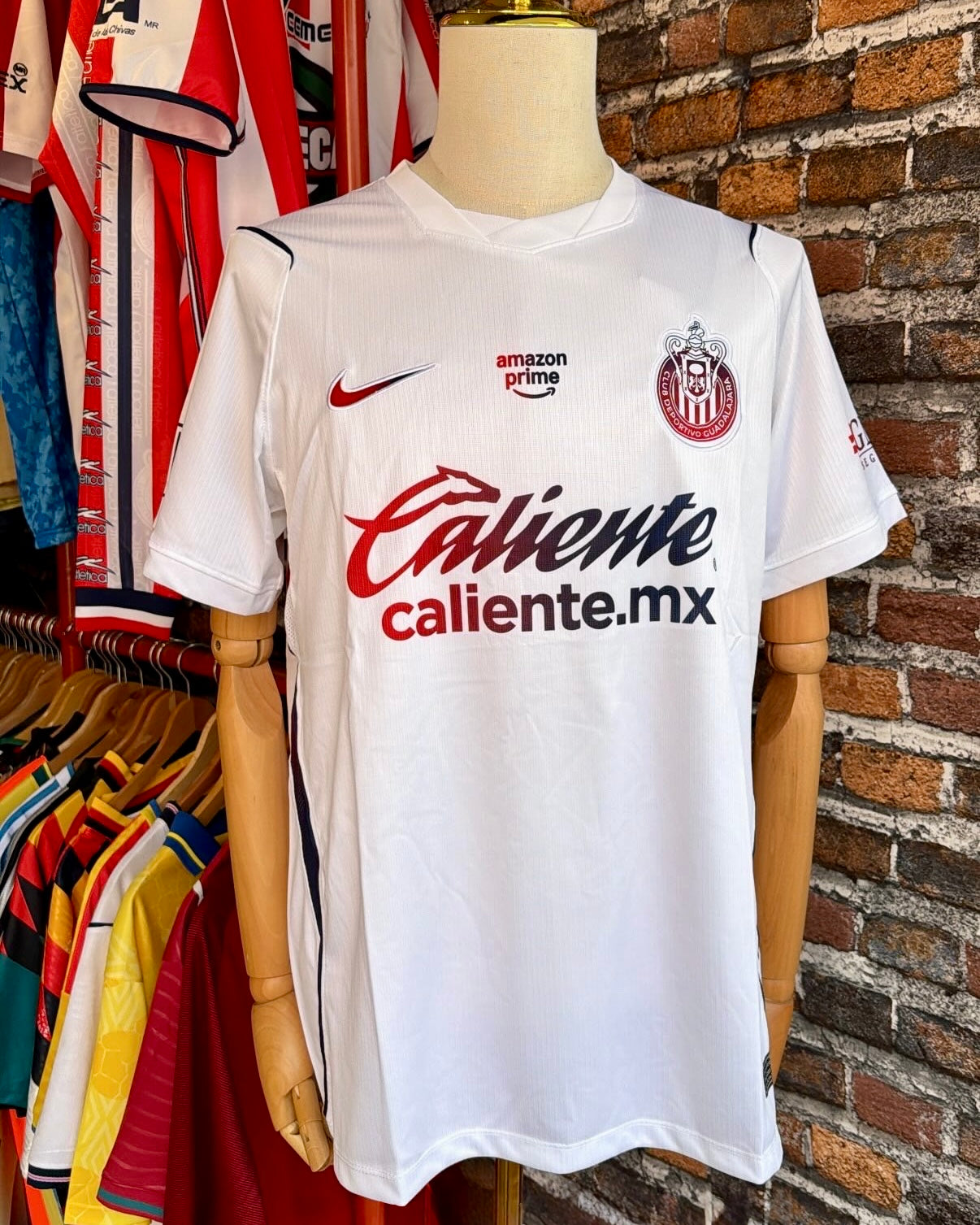 Chivas 2026-27 Visita