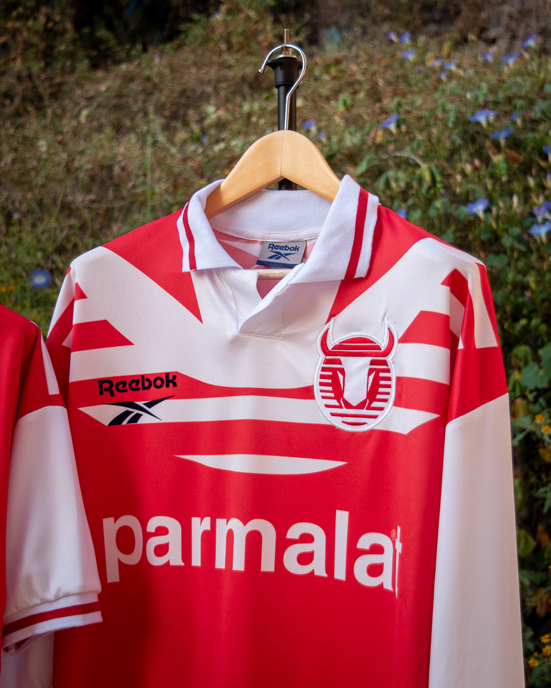 Toros Neza 1998 Local