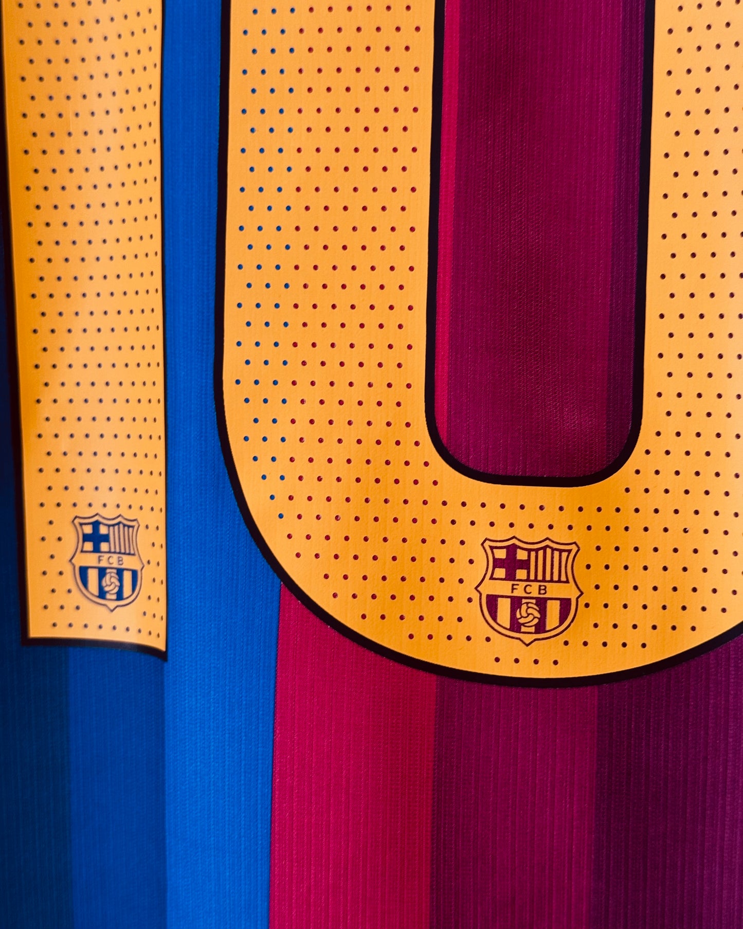 Barcelona 2026-27 Local