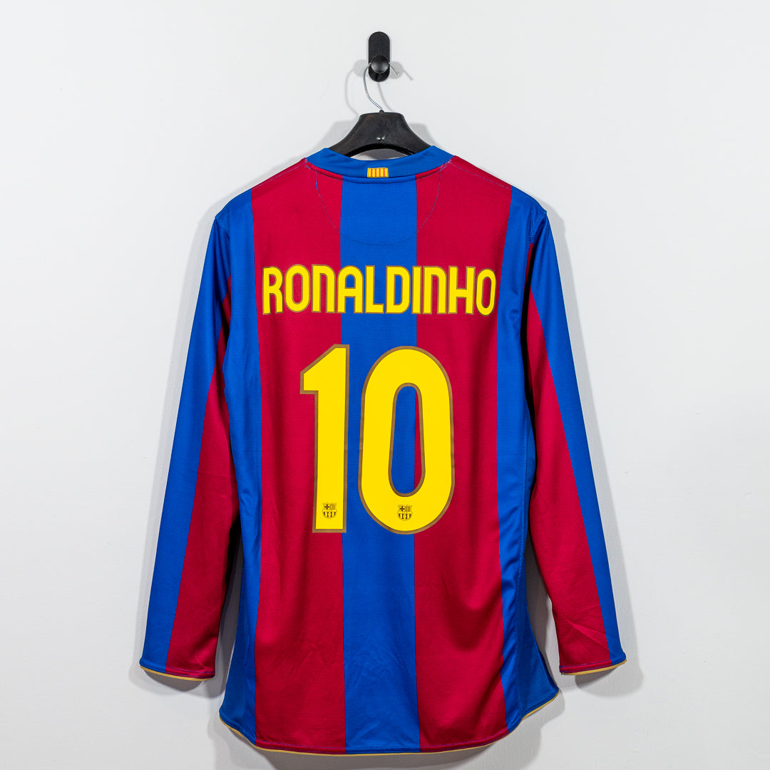 Barcelona 2006-2007 Local Manga Larga - #10 Ronaldinho